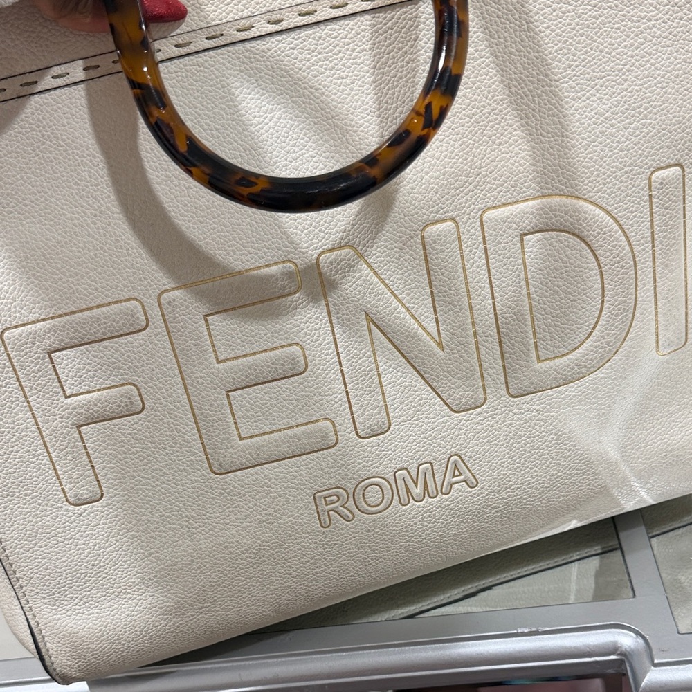 Fendi Cream Leather Tote Bag - Picture 2 of 9